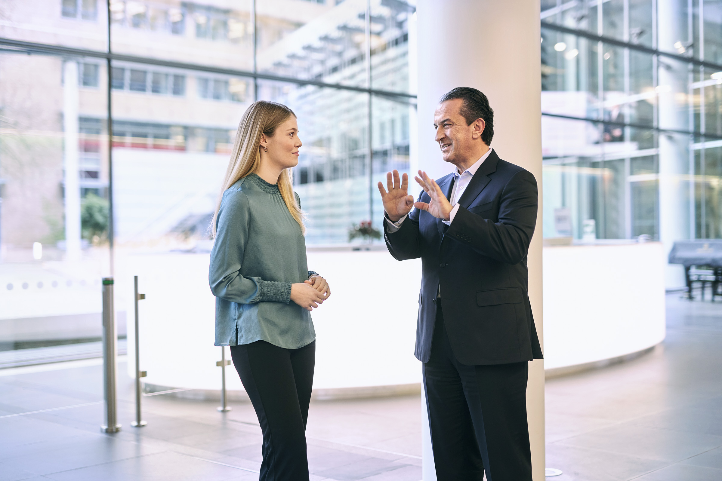 //next - Das Corporate Magazin der ERGO Group