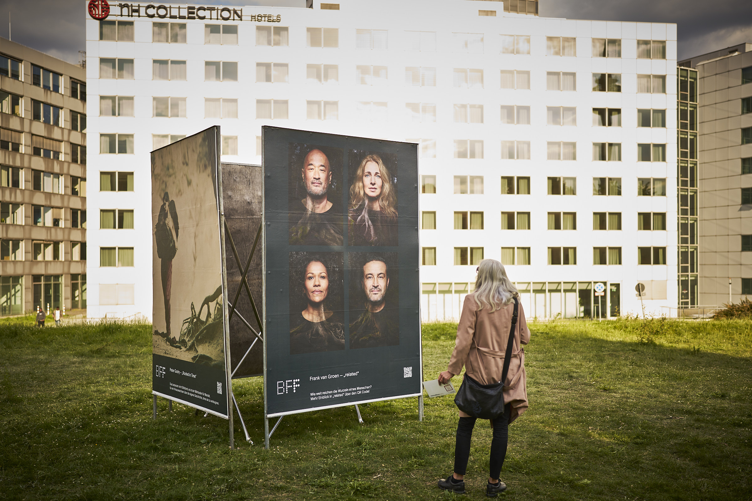 Fotoprojekt "RELATED" / Outdoor Ausstellung "VERWURZELT" des BFF / Internationale Photoszene Köln Festival